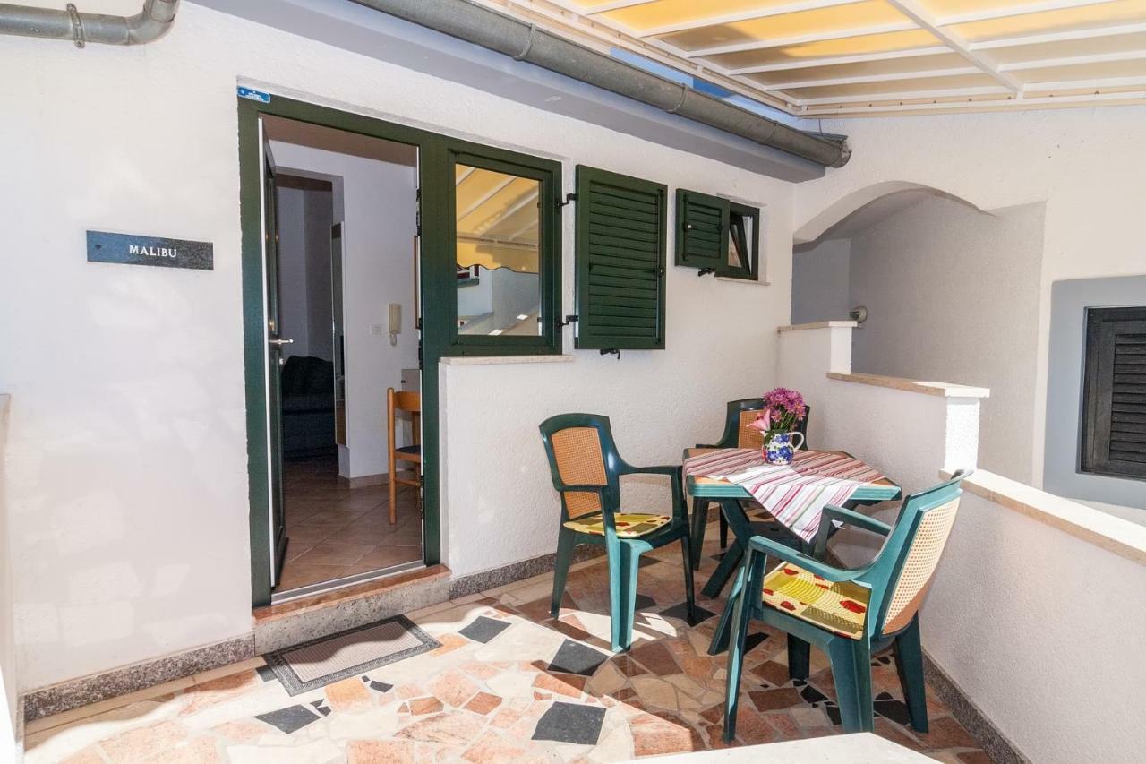 Villa California Poreč Eksteriør billede