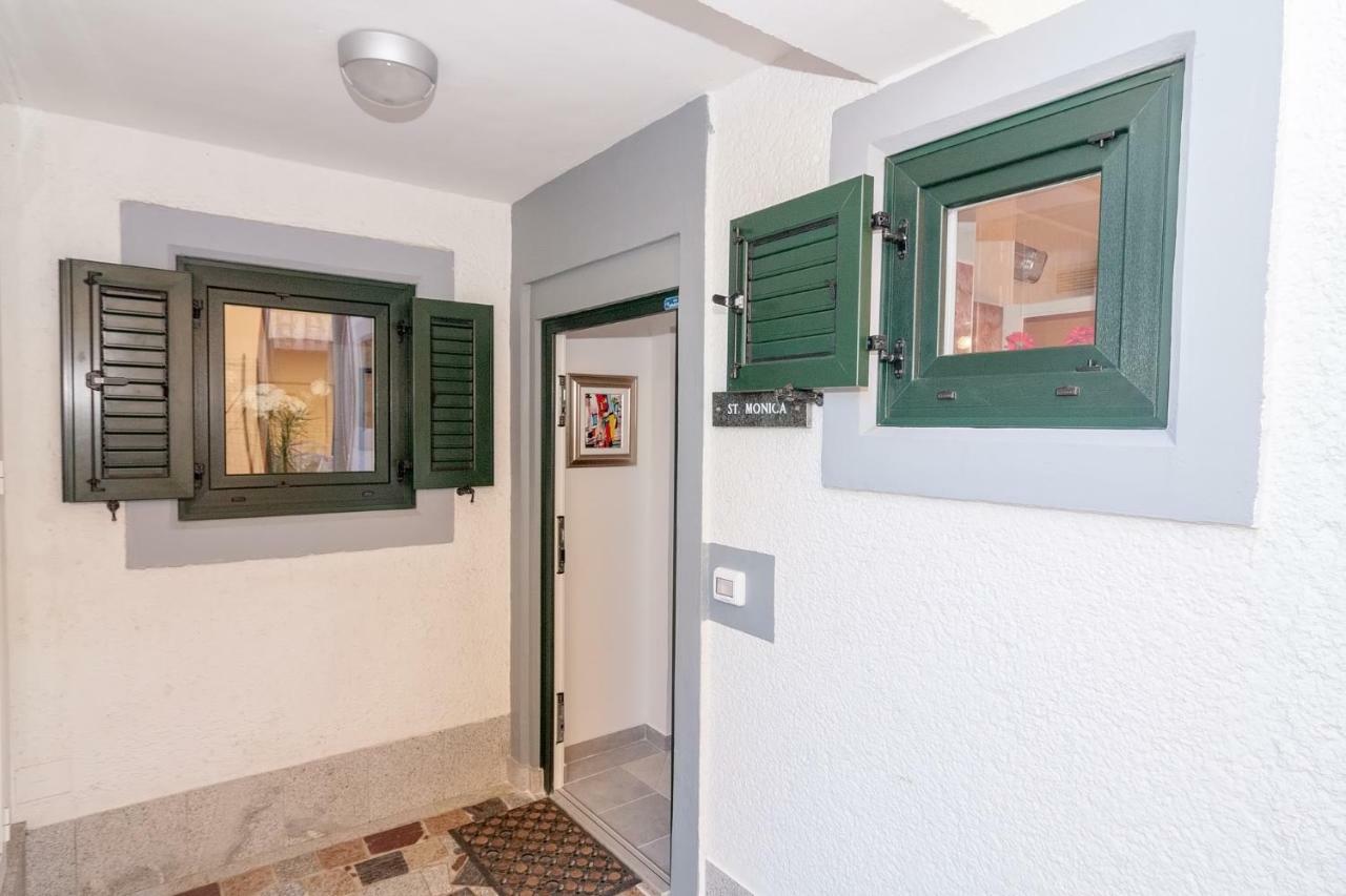 Villa California Poreč Eksteriør billede