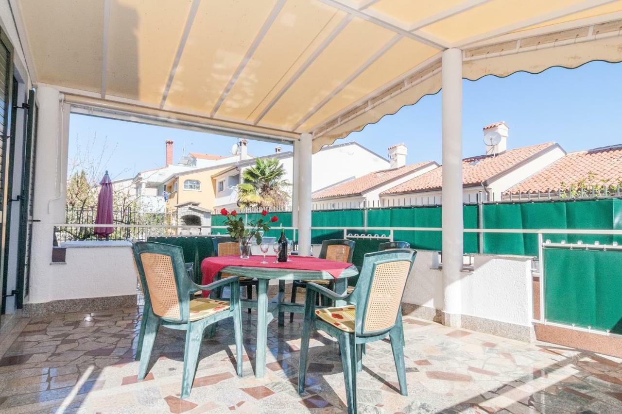 Villa California Poreč Eksteriør billede